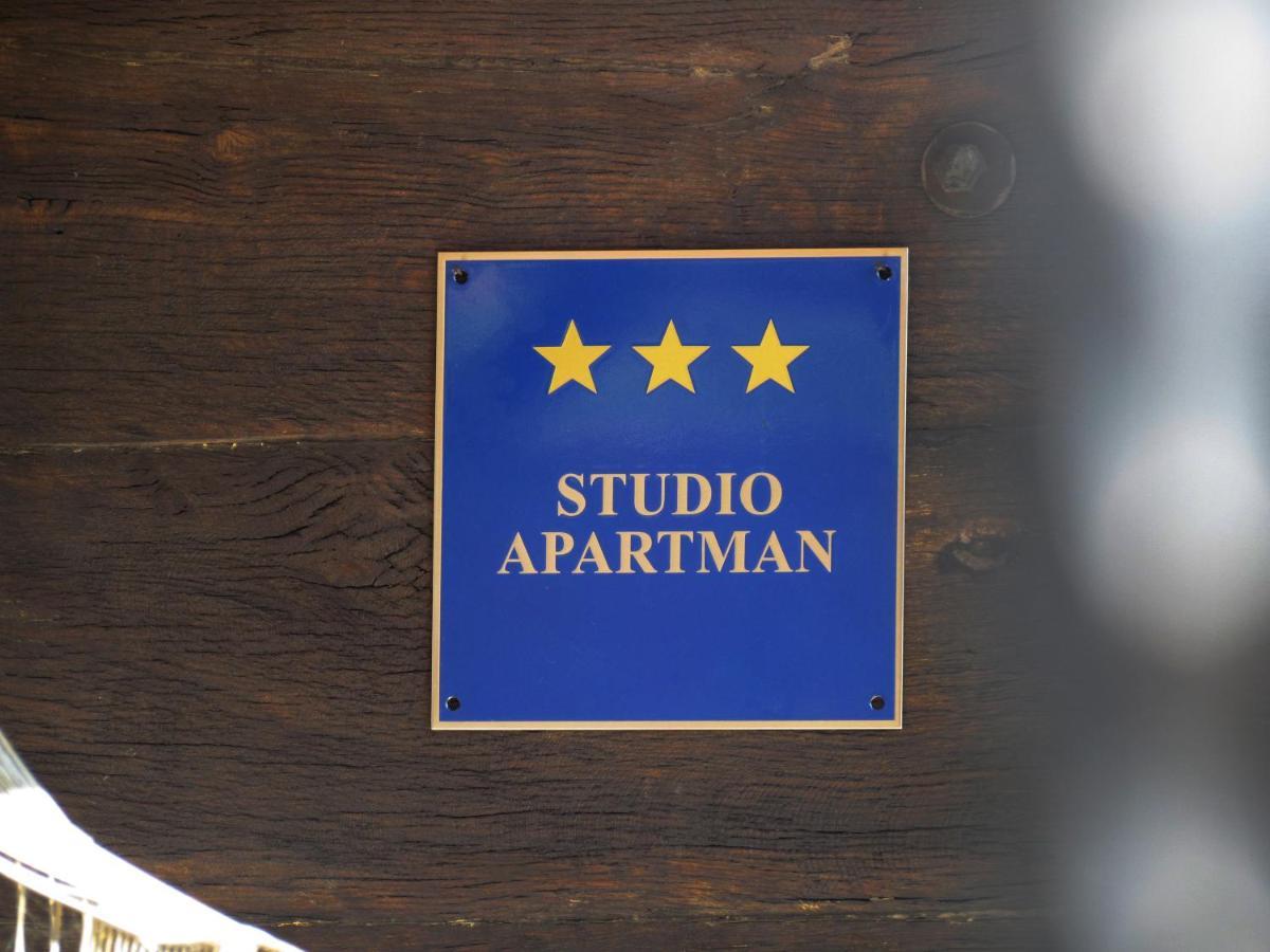 Studio Apartment Romeo ヴェリカ・ゴリツァ エクステリア 写真